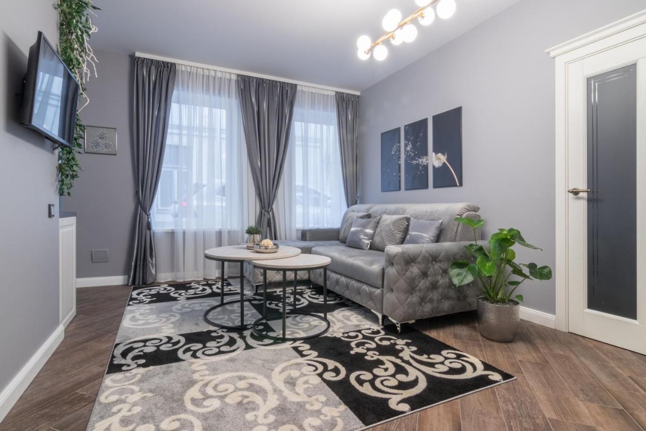Dandelion Apartment In The Heart Of Kaunas Esterno foto